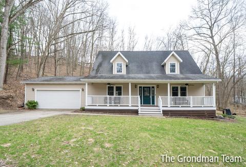 8132 Bailey Dr NE, Ada, MI 49301 photo 32