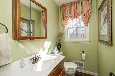 1963 Elmhurst Ln, Jackson, MI 49201 photo 19