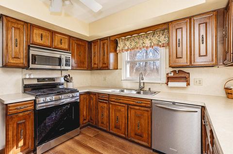 1963 Elmhurst Ln, Jackson, MI 49201 photo 9