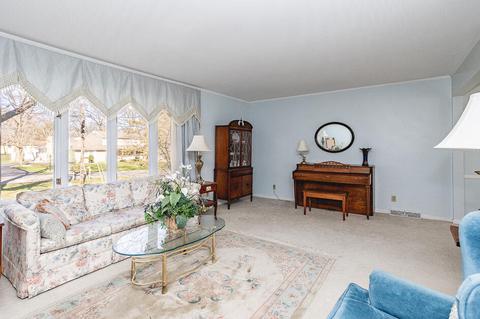 1963 Elmhurst Ln, Jackson, MI 49201 photo 4