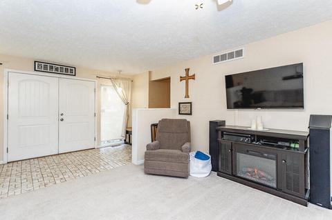 3414 Balmars Ave, Jackson, MI 49201 photo 2