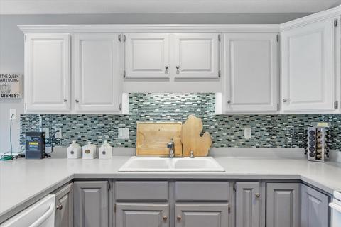 1645 Bunting Rd, Jackson, MI 49201 photo 12