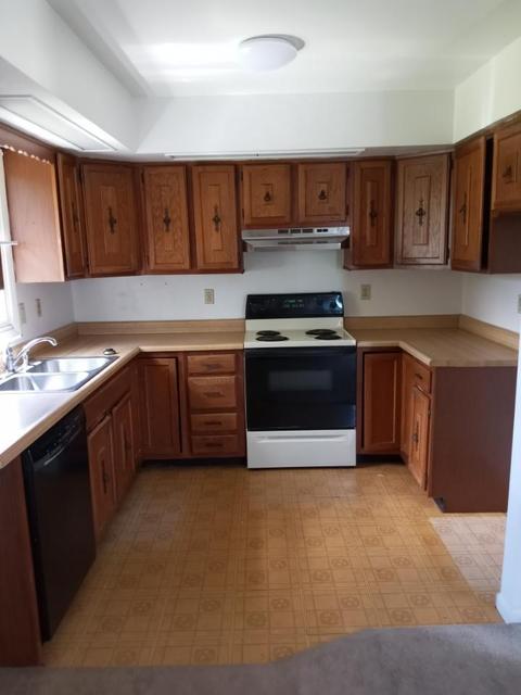 151 Golfview Dr, Brooklyn, MI 49230 photo 4