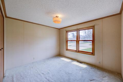 201 Walnut St, Three Oaks, MI 49128 photo 10