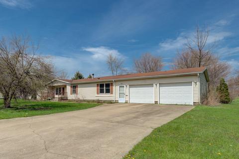 201 Walnut St, Three Oaks, MI 49128 photo 1