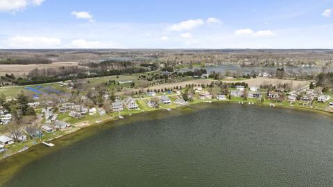 98 Deep Lk, Brooklyn, MI 49230 photo 59