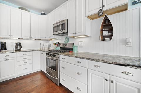 98 Deep Lk, Brooklyn, MI 49230 photo 17