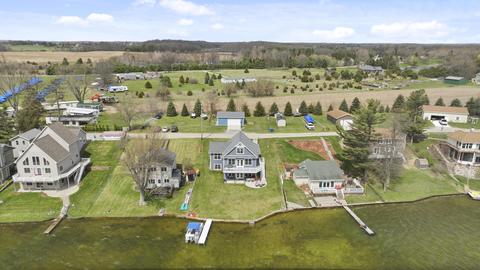 98 Deep Lk, Brooklyn, MI 49230 photo 4