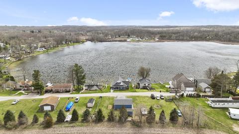 98 Deep Lk, Brooklyn, MI 49230 photo 61