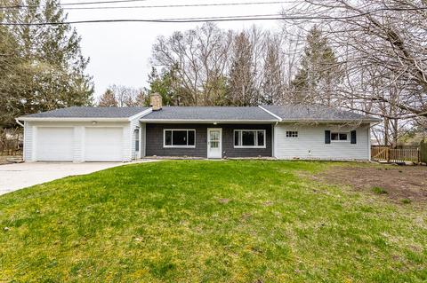 3541 Mccain Rd, Jackson, MI 49203 photo 1