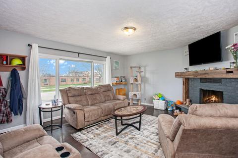 500 Willow Ave, Big Rapids, MI 49307 photo 3