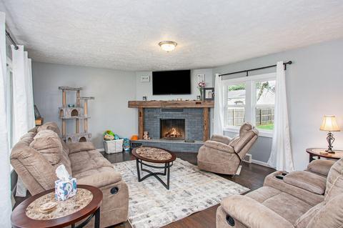 500 Willow Ave, Big Rapids, MI 49307 photo 2