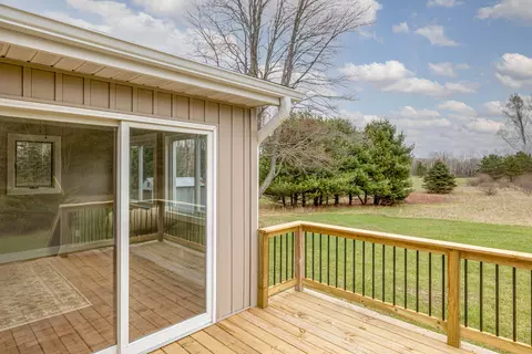 12781 40th Ave, Remus, MI 49340 photo 3