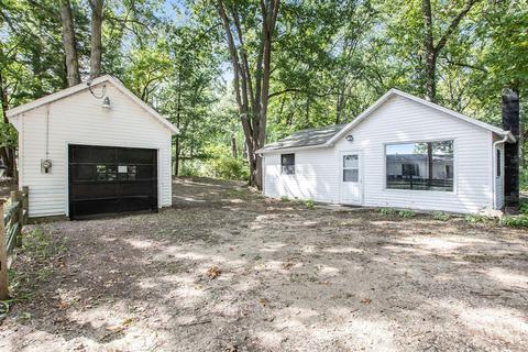 1009 Lake St, Pullman, MI 49450 photo 3