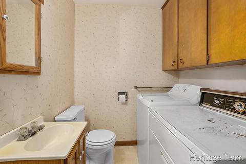 710 Baldwin St, Jenison, MI 49428 photo 16