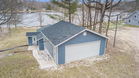 7488 Birch St, Hesperia, MI 49421 photo 2