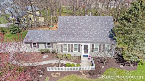 431 Adaway Ave SE, Ada, MI 49301 photo 1