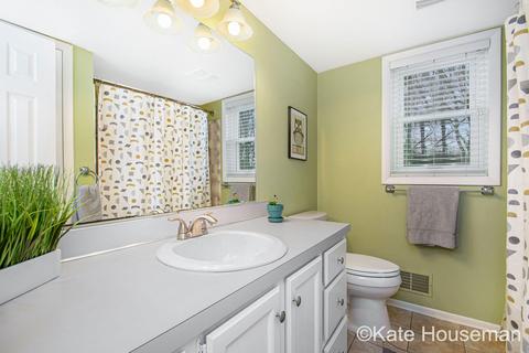 431 Adaway Ave SE, Ada, MI 49301 photo 16