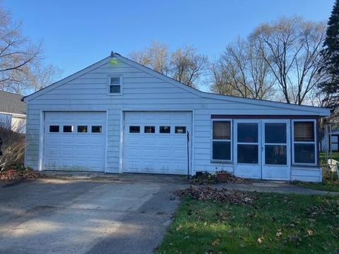 697 Sunset Dr, Jackson, MI 49202 photo 3