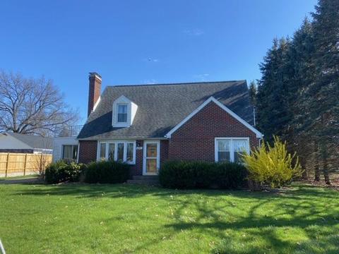 697 Sunset Dr, Jackson, MI 49202 photo 1