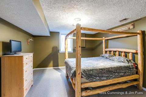 1411 6th St, Belding, MI 48809 photo 22