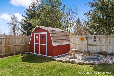 1411 6th St, Belding, MI 48809 photo 33