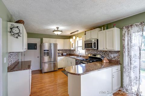 1411 6th St, Belding, MI 48809 photo 12