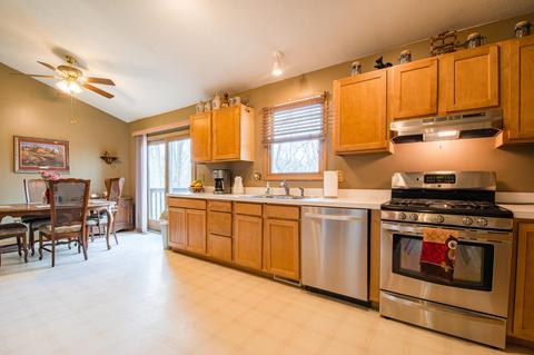 5434 Clearview Dr, Howell, MI 48843 photo 12