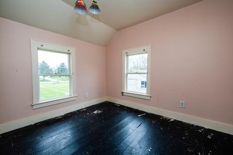 12897 Main St, Buchanan, MI 49107 photo 10