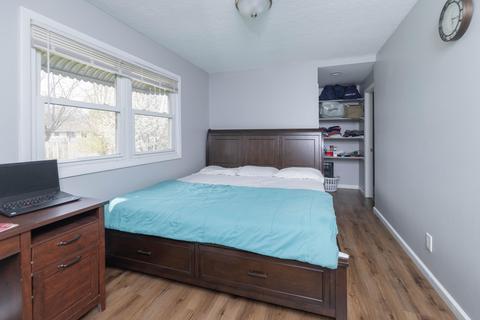 336 12th St, Plainwell, MI 49080 photo 10