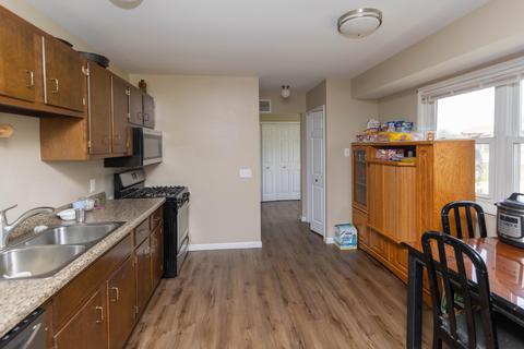 336 12th St, Plainwell, MI 49080 photo 4