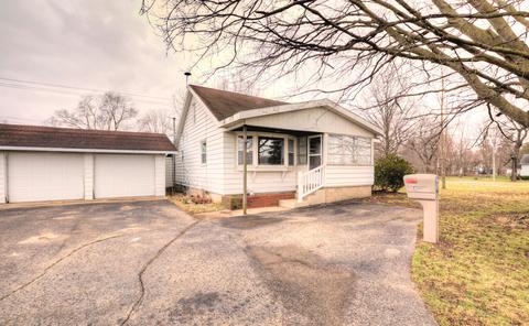 4022 30th St, Dorr, MI 49323 photo 3