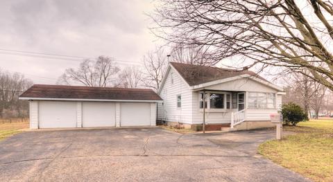 4022 30th St, Dorr, MI 49323 photo 1