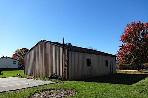 1671 W Valley Rd, Adrian, MI 49221 photo 5