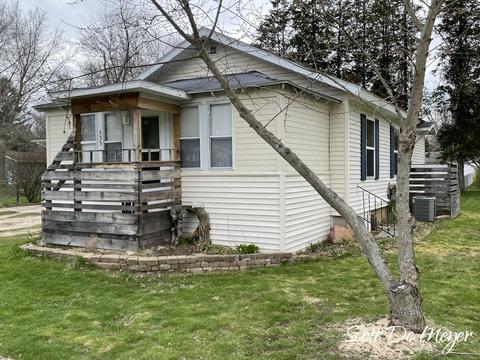 533 Roosevelt St, Belding, MI 48809 photo 6