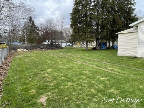 533 Roosevelt St, Belding, MI 48809 photo 9