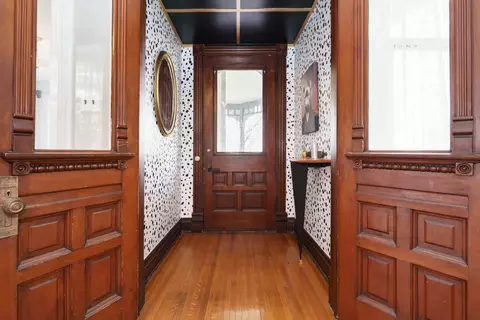 211 S Marshall Ave, Marshall, MI 49068 photo 1