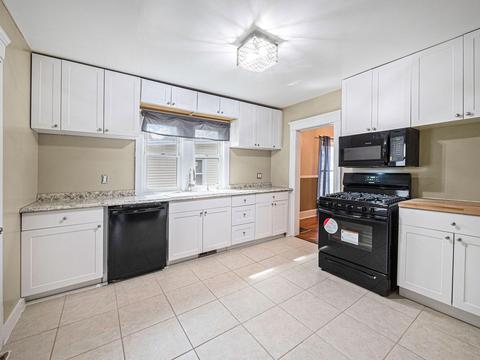 751 Randolph St, Jackson, MI 49203 photo 9