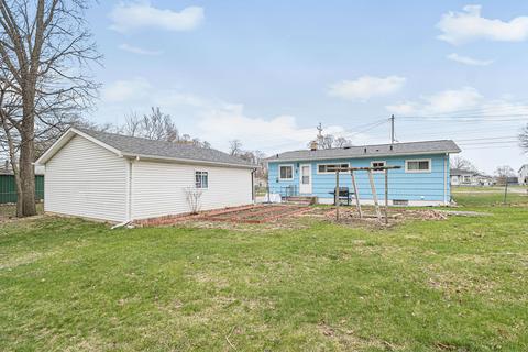 351 N 28th St, Springfield, MI 49037 photo 4