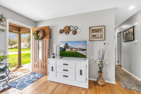 5692 Holly Dr, Jackson, MI 49201 photo 5