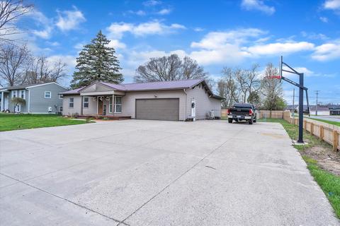 5692 Holly Dr, Jackson, MI 49201 photo 2