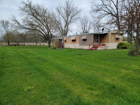 249 Bater Rd, Coldwater, MI 49036 photo 2