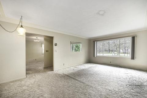 4104 30th St, Dorr, MI 49323 photo 9