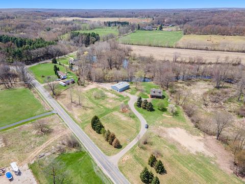 9218 Minard Rd, Parma, MI 49269 photo 2