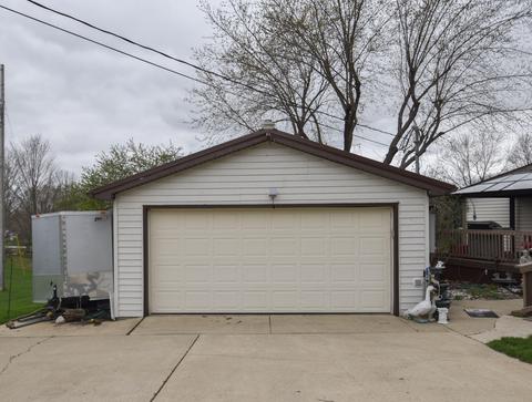 104 Wright Rd, Quincy, MI 49082 photo 3