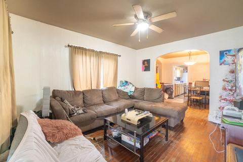 226 E Prospect St, Jackson, MI 49203 photo 4