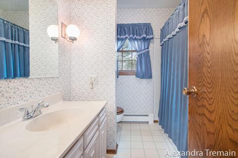 463 8th St, Manistee, MI 49660 photo 12