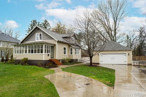 519 River St, Spring Lake, MI 49456 photo 1