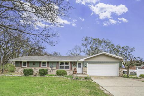 56905 Franklin Dr, Three Rivers, MI 49093 photo 1