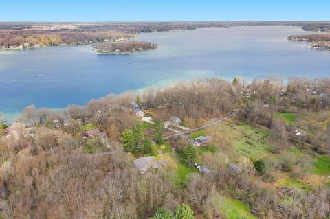 833 E Gull Lake Dr, Augusta, MI 49012 photo 4